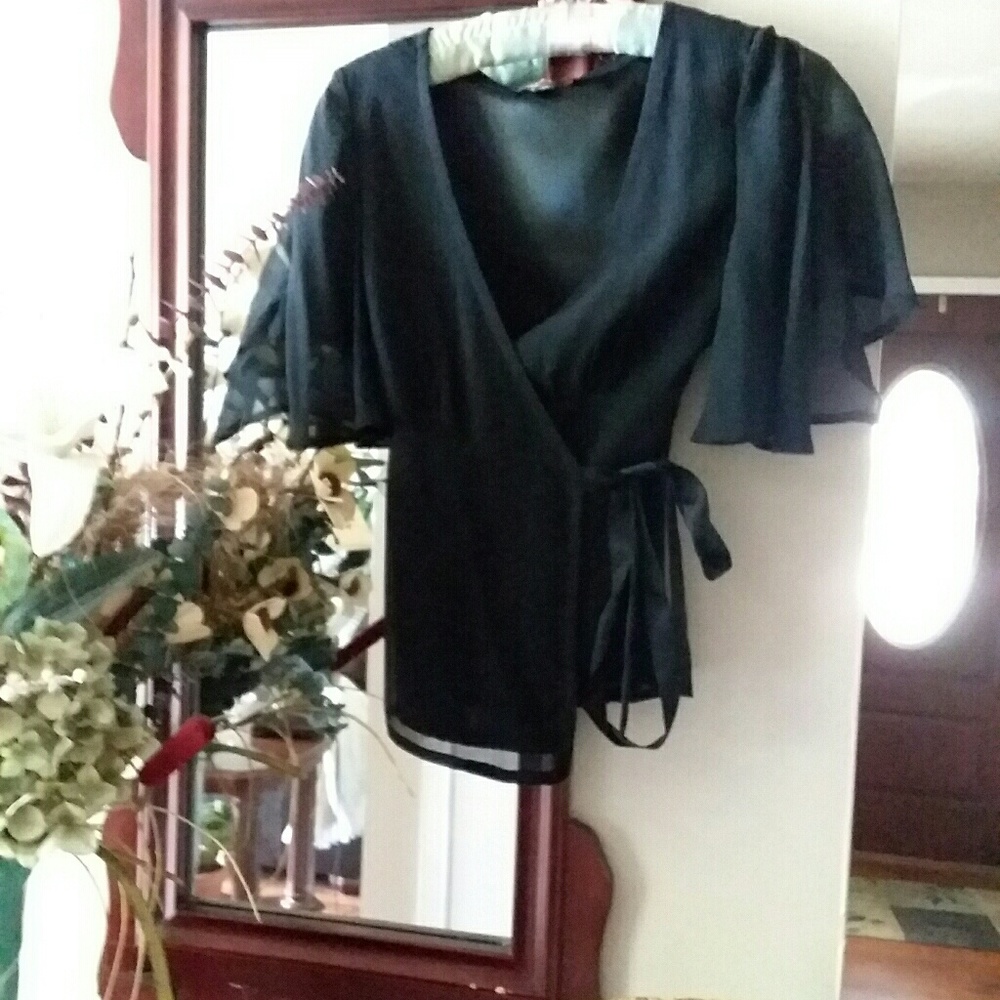 Banana Republic Black flutter sleeve wrap top